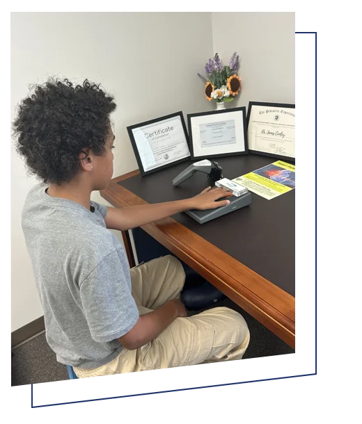 Chiropractic North Chesterfield VA Patient Hand Scan